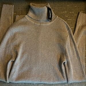 Women’s turtleneck long sleeve